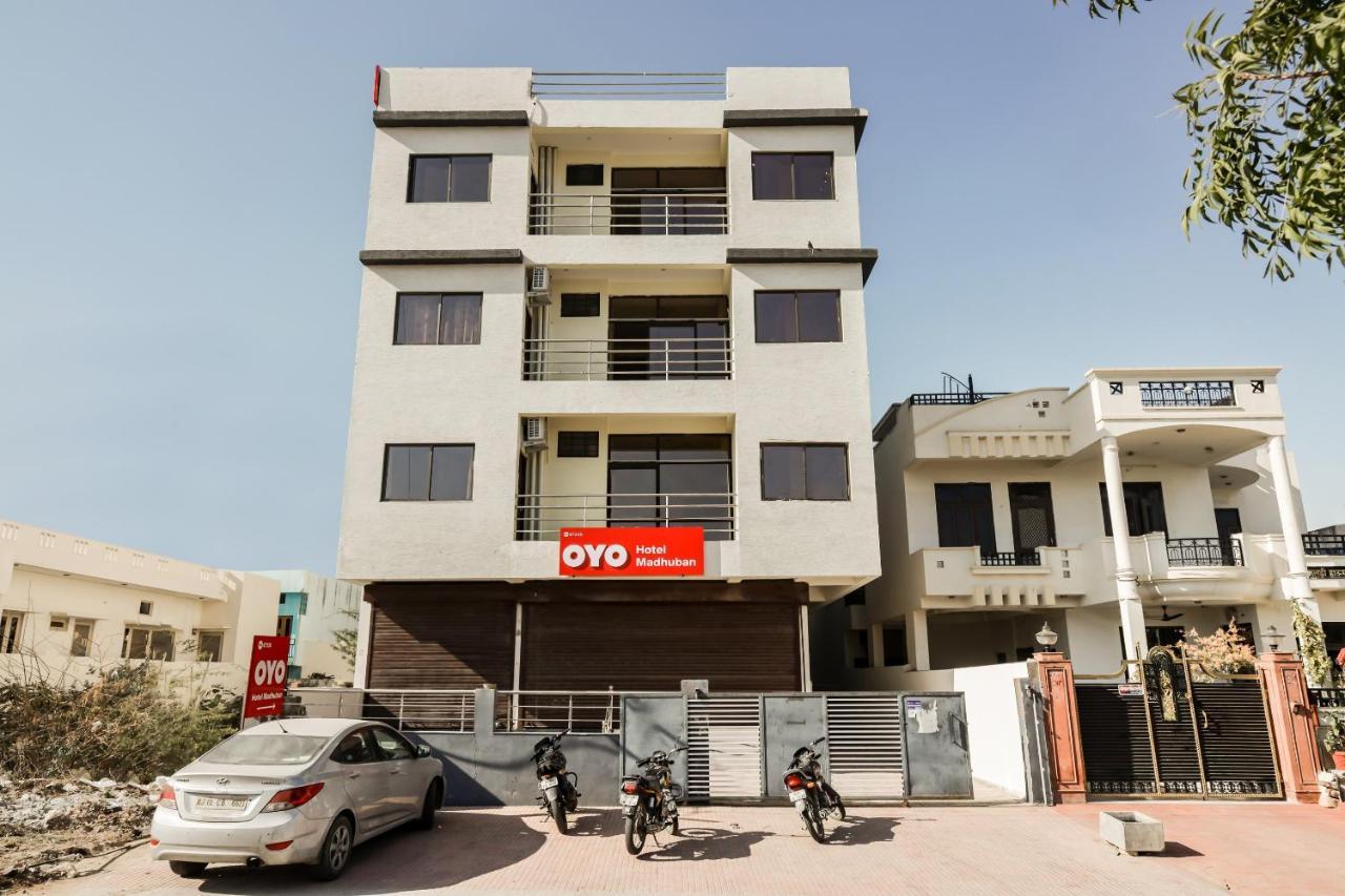 Oyo 67335 Hotel Madhuban Ajmer Ngoại thất bức ảnh