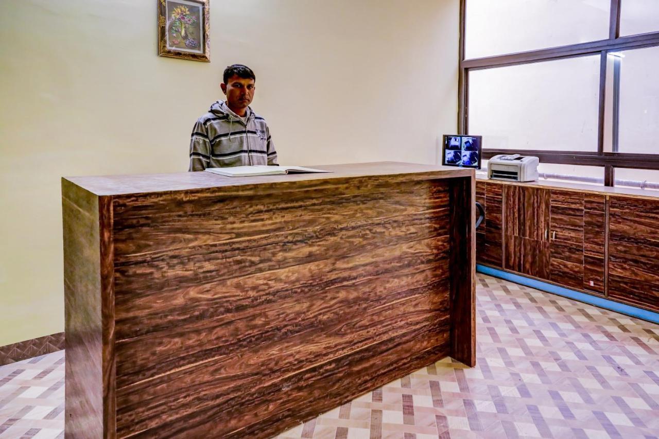 Oyo 67335 Hotel Madhuban Ajmer Ngoại thất bức ảnh